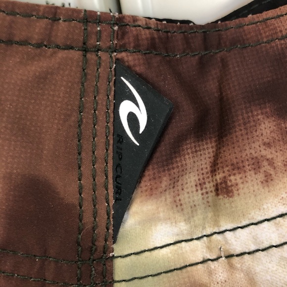 NWT Rip Curl board shorts - Picture 8 of 10